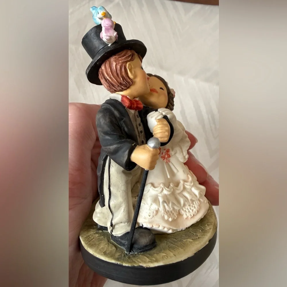 New ANRI Toriart Juan Ferrandiz Bride and Groom Cake Topper Figurine Wedding